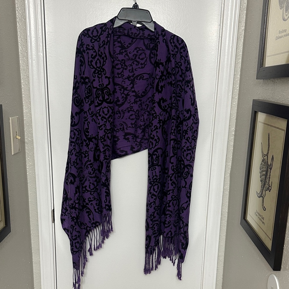 Pashmina Purple and Black Floral Shawl